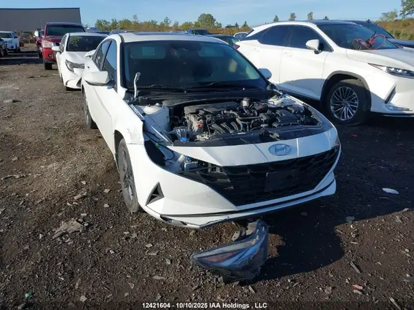 KMHLM4AG0NU283516 2022 HYUNDAI ELANTRA - Image 1