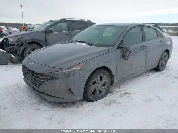 KMHLM4AG0NU286027 2022 HYUNDAI ELANTRA - Image 2