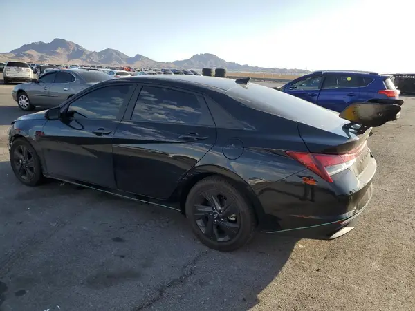 KMHLM4AG0NU312481 2022 HYUNDAI ELANTRA - Image 2