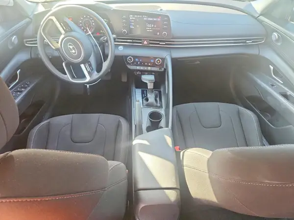 KMHLM4AG0NU322167 2022 HYUNDAI ELANTRA - Image 8