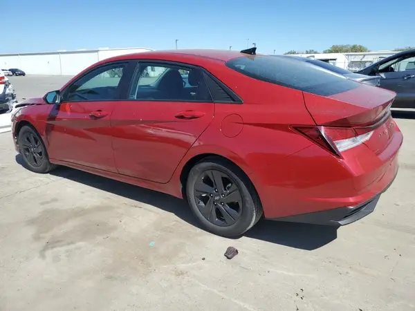 KMHLM4AG0NU327207 2022 HYUNDAI ELANTRA - Image 2
