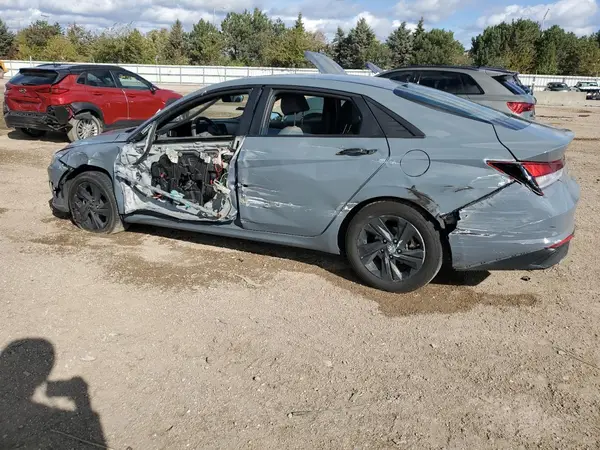 KMHLM4AG0NU331094 2022 HYUNDAI ELANTRA - Image 2