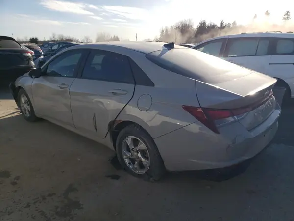 KMHLM4AG0NU335744 2022 HYUNDAI ELANTRA - Image 2