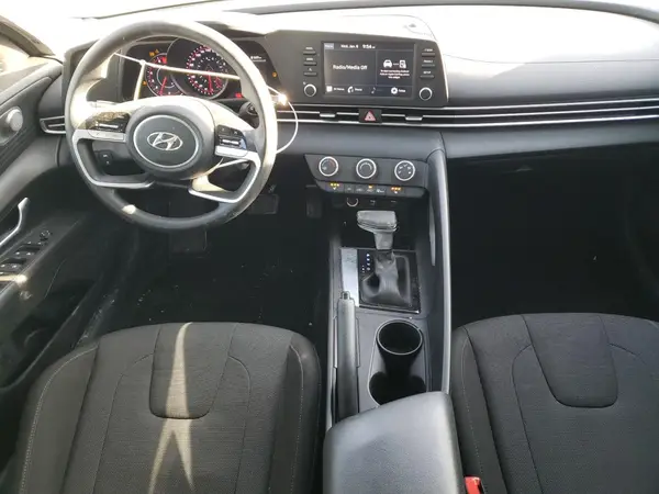 KMHLM4AG0NU335744 2022 HYUNDAI ELANTRA - Image 8
