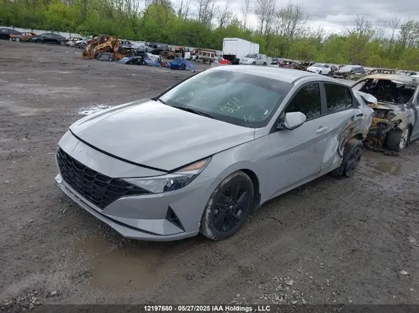 KMHLM4AG0NU339275 2022 HYUNDAI ELANTRA - Image 2