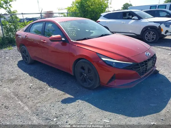 KMHLM4AG0NU342094 2022 HYUNDAI ELANTRA - Image 1