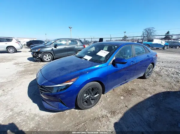 KMHLM4AG0NU343584 2022 HYUNDAI ELANTRA - Image 2