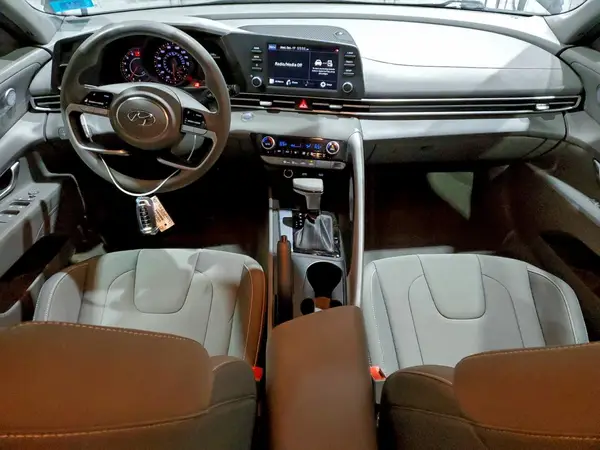 KMHLM4AG0NU348770 2022 HYUNDAI ELANTRA - Image 8