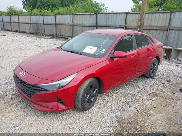 KMHLM4AG0NU349546 2022 HYUNDAI ELANTRA - Image 2