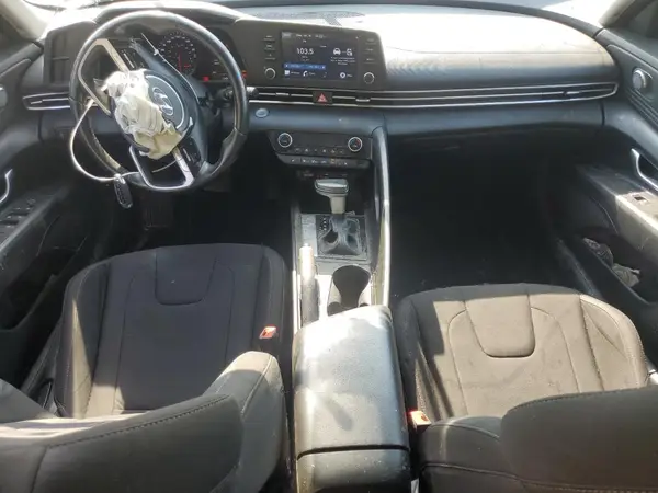KMHLM4AG0NU350874 2022 HYUNDAI ELANTRA - Image 8