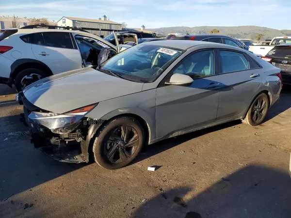 KMHLM4AG0NU360532 2022 HYUNDAI ELANTRA - Image 1