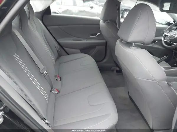 KMHLM4AG0PU386275 2023 HYUNDAI ELANTRA - Image 8