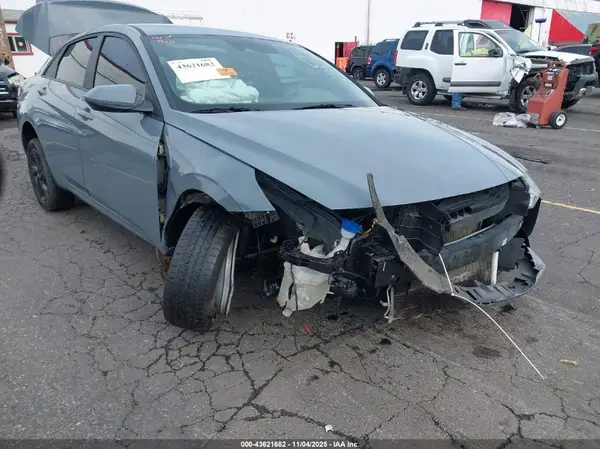 KMHLM4AG0PU395431 2023 HYUNDAI ELANTRA - Image 8