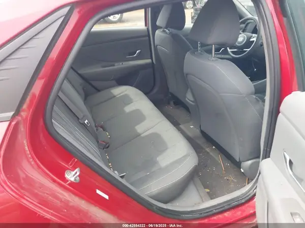 KMHLM4AG0PU410218 2023 HYUNDAI ELANTRA - Image 8