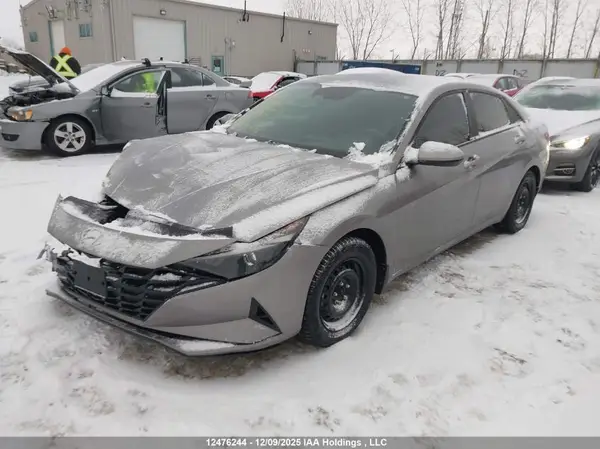 KMHLM4AG0PU414723 2023 HYUNDAI ELANTRA - Image 2