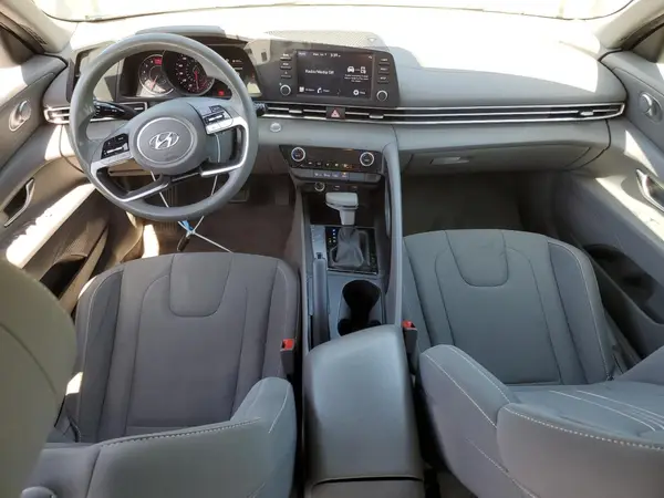 KMHLM4AG0PU415788 2023 HYUNDAI ELANTRA - Image 8
