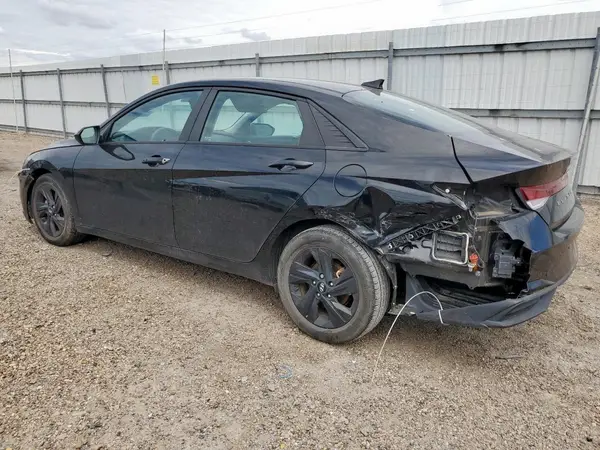 KMHLM4AG0PU417136 2023 HYUNDAI ELANTRA - Image 2