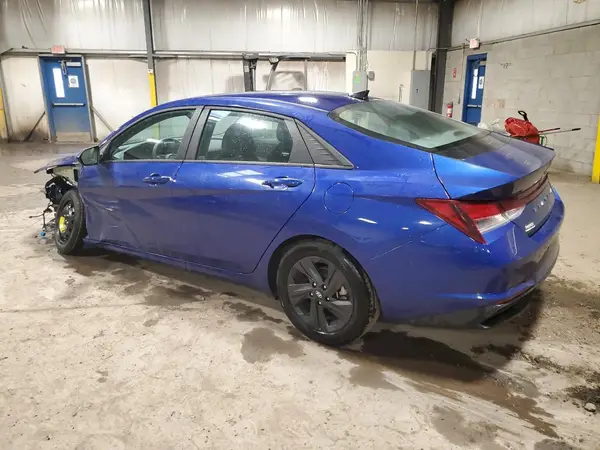 KMHLM4AG0PU417296 2023 HYUNDAI ELANTRA - Image 2