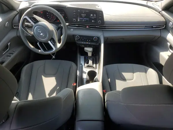 KMHLM4AG0PU417296 2023 HYUNDAI ELANTRA - Image 8