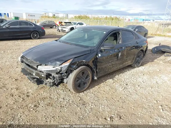 KMHLM4AG0PU422496 2023 HYUNDAI ELANTRA - Image 2