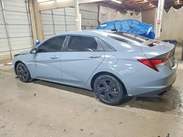 KMHLM4AG0PU429772 2023 HYUNDAI ELANTRA - Image 2