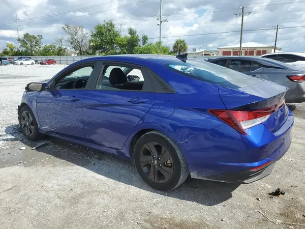 KMHLM4AG0PU430825 2023 HYUNDAI ELANTRA - Image 2