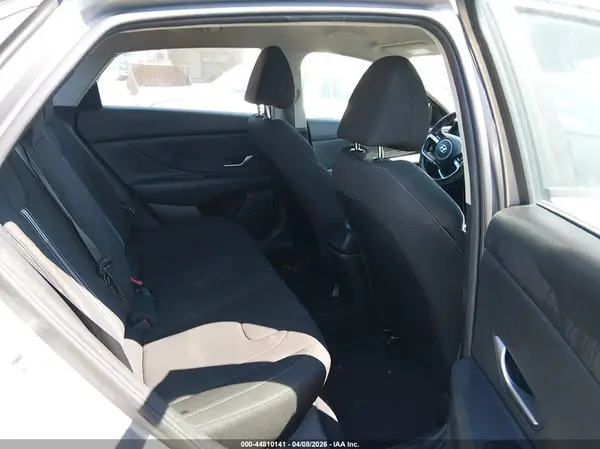 KMHLM4AG0PU434132 2023 HYUNDAI ELANTRA - Image 8