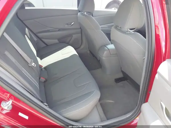KMHLM4AG0PU436558 2023 HYUNDAI ELANTRA - Image 8