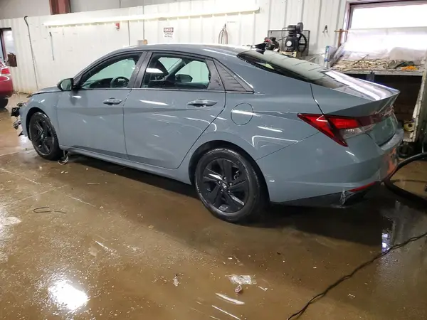 KMHLM4AG0PU437578 2023 HYUNDAI ELANTRA - Image 2