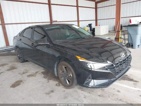 KMHLM4AG0PU437760 2023 HYUNDAI ELANTRA - Image 1