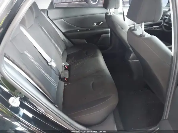 KMHLM4AG0PU437760 2023 HYUNDAI ELANTRA - Image 8