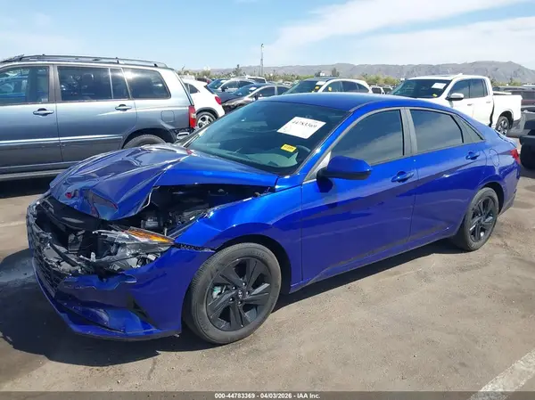 KMHLM4AG0PU439069 2023 HYUNDAI ELANTRA - Image 2