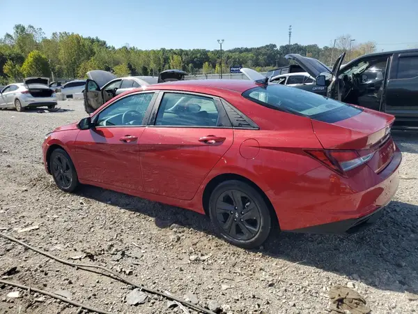 KMHLM4AG0PU450623 2023 HYUNDAI ELANTRA - Image 2