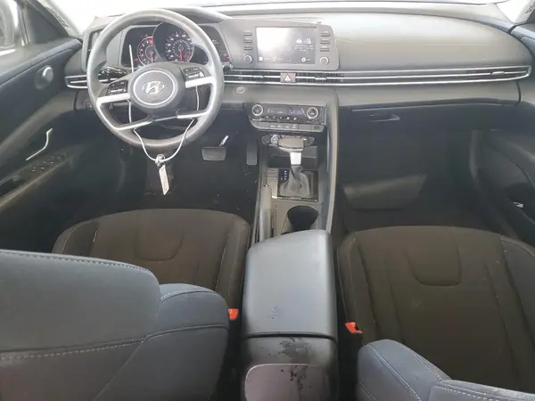 KMHLM4AG0PU457572 2023 HYUNDAI ELANTRA - Image 8