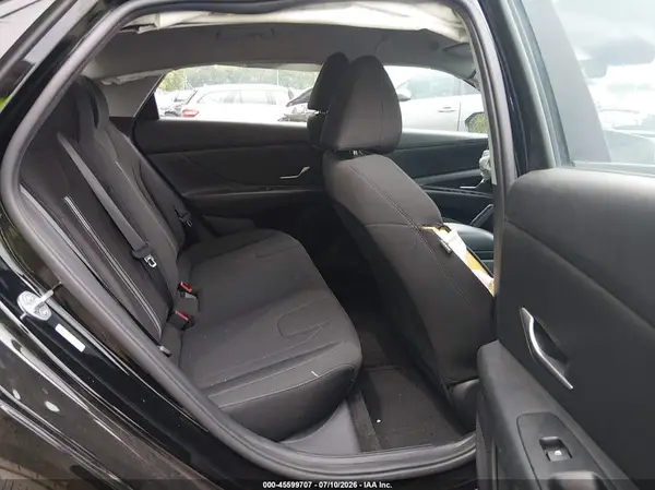 KMHLM4AG0PU459340 2023 HYUNDAI ELANTRA - Image 8