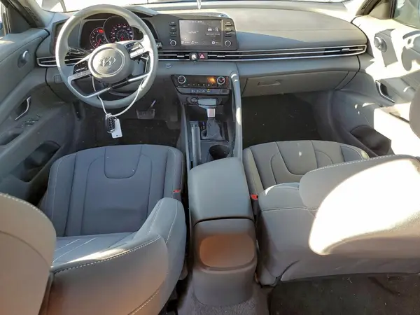 KMHLM4AG0PU467938 2023 HYUNDAI ELANTRA - Image 8