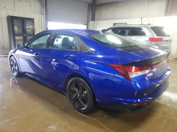 KMHLM4AG0PU468118 2023 HYUNDAI ELANTRA - Image 2