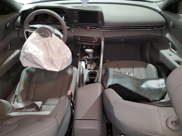 KMHLM4AG0PU468703 2023 HYUNDAI ELANTRA - Image 8