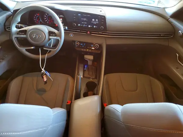KMHLM4AG0PU474176 2023 HYUNDAI ELANTRA - Image 8