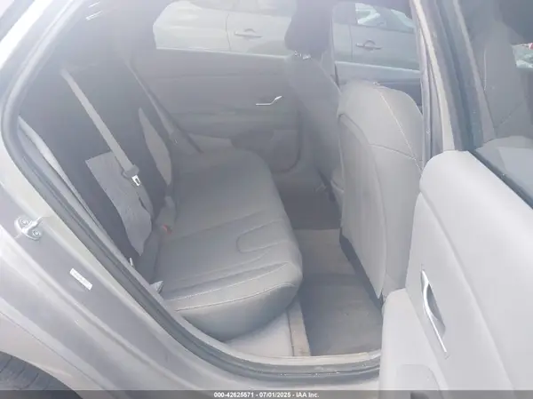 KMHLM4AG0PU479488 2023 HYUNDAI ELANTRA - Image 8