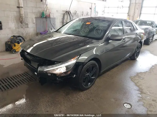 KMHLM4AG0PU490331 2023 HYUNDAI ELANTRA - Image 2
