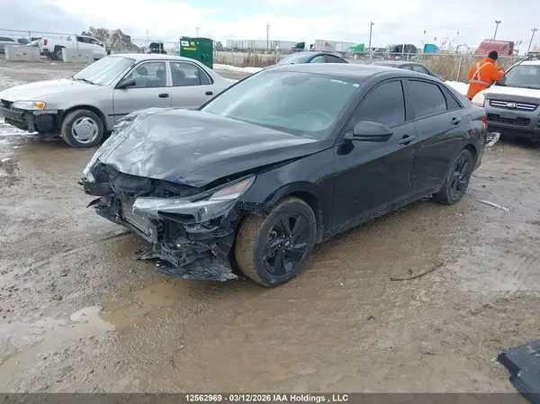 KMHLM4AG0PU503451 2023 HYUNDAI ELANTRA - Image 2