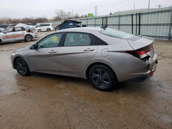 KMHLM4AG0PU507628 2023 HYUNDAI ELANTRA - Image 2
