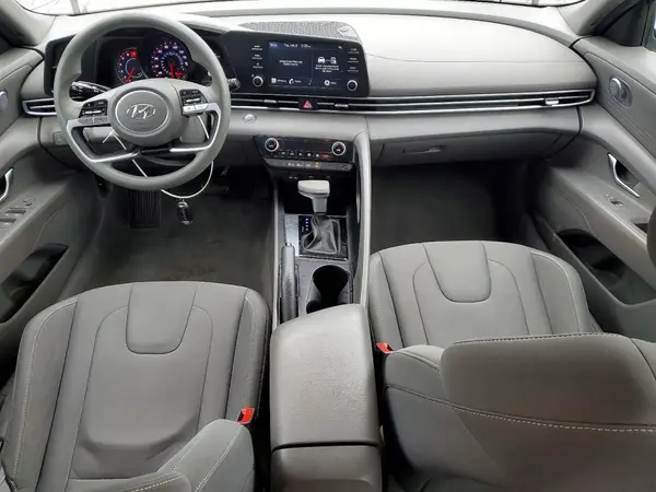 KMHLM4AG0PU507628 2023 HYUNDAI ELANTRA - Image 8