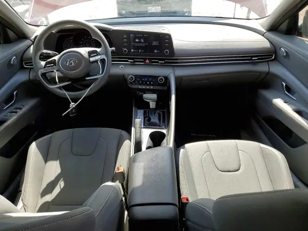 KMHLM4AG0PU527703 2023 HYUNDAI ELANTRA - Image 8