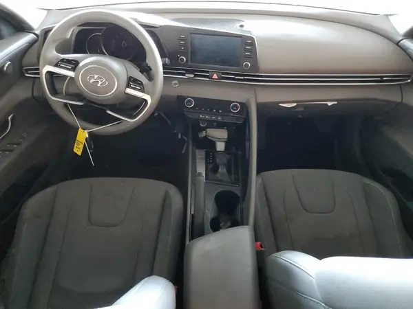 KMHLM4AG0PU529631 2023 HYUNDAI ELANTRA - Image 8