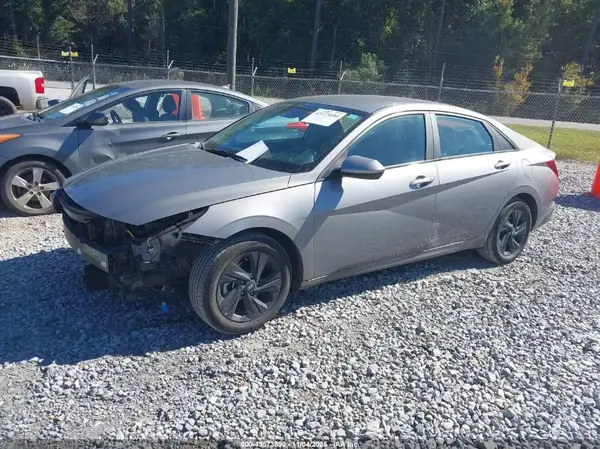 KMHLM4AG0PU532836 2023 HYUNDAI ELANTRA - Image 2