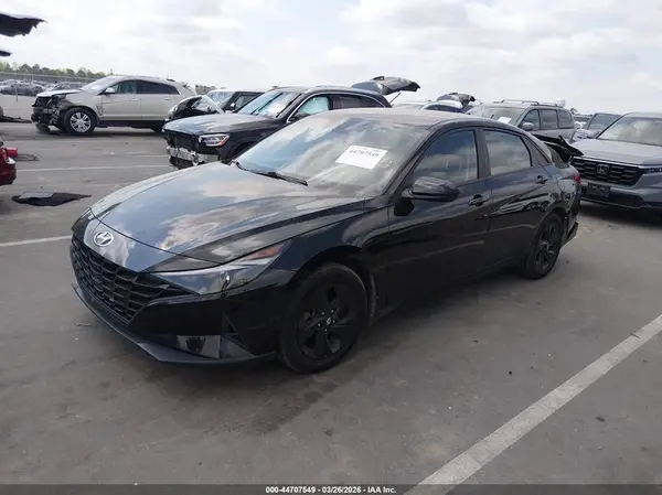 KMHLM4AG0PU552584 2023 HYUNDAI ELANTRA - Image 2