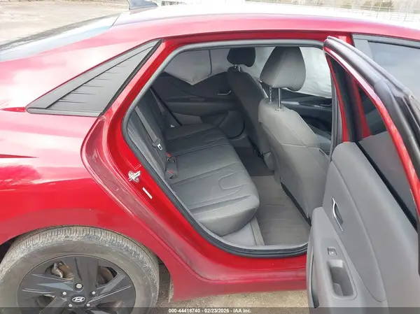 KMHLM4AG0PU562211 2023 HYUNDAI ELANTRA - Image 8