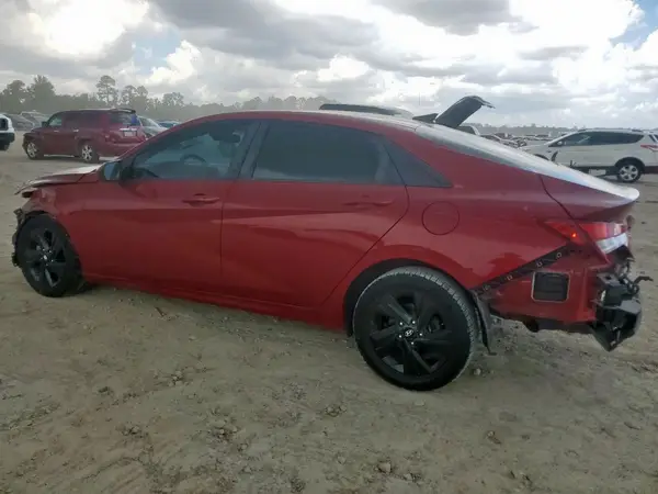 KMHLM4AG0PU562239 2023 HYUNDAI ELANTRA - Image 2
